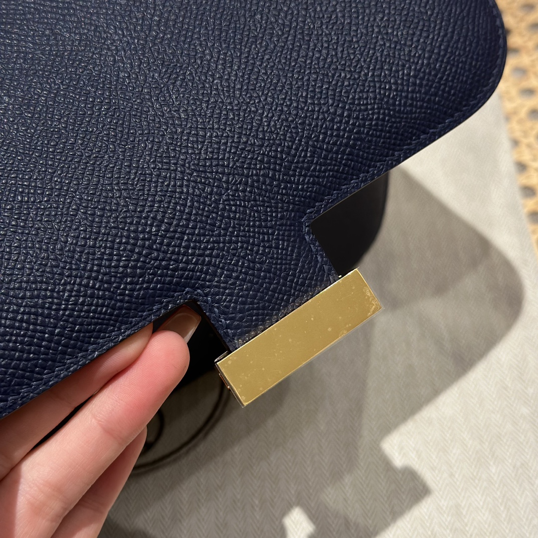 Hermès Constance 19 Blue saphir epsom