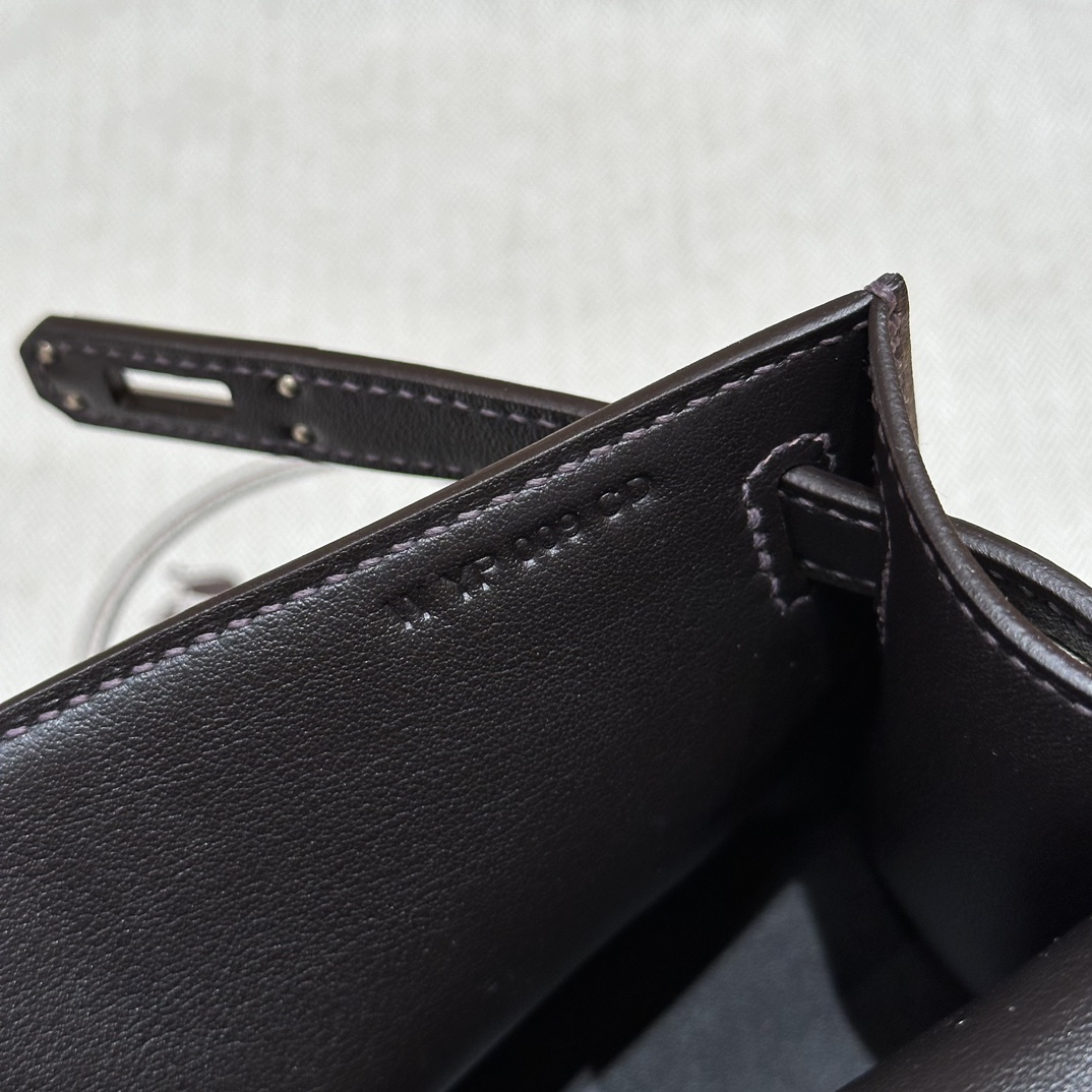 Hermès  Kelly Pochette 1 Ebene Swift