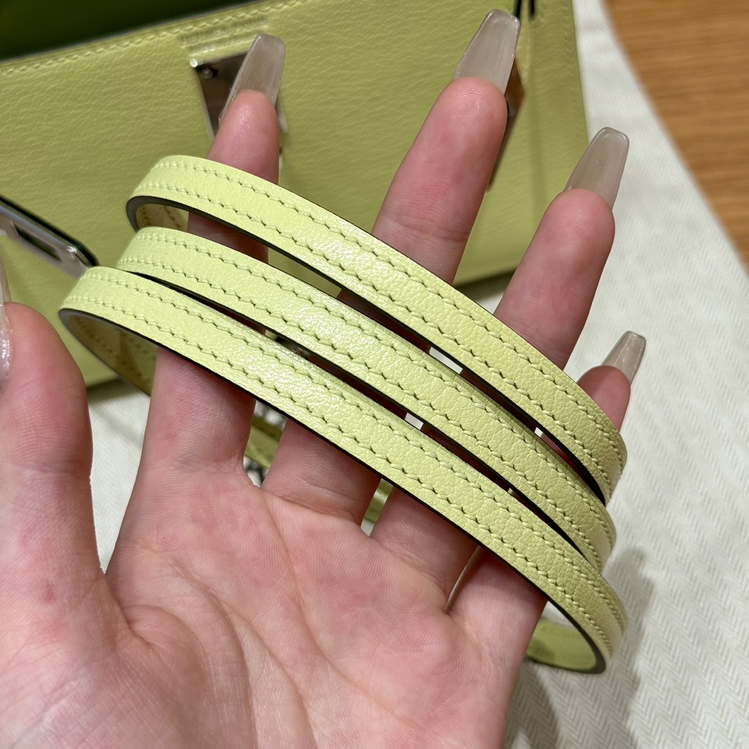 Hermès  Mini Kelly2 Size19 Jaune Bourgeon chèvre