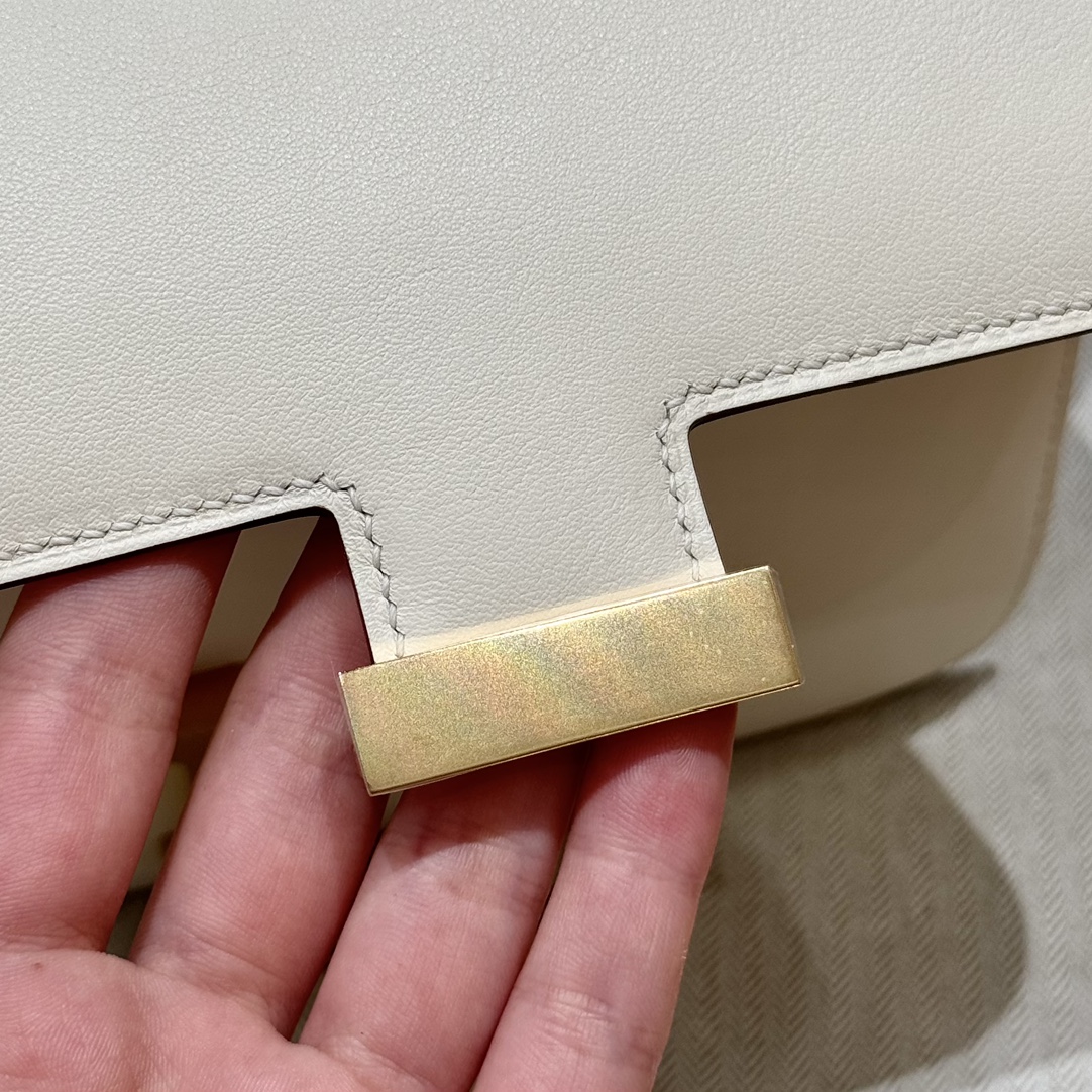 Hermès Constance 19 Nata Epsom