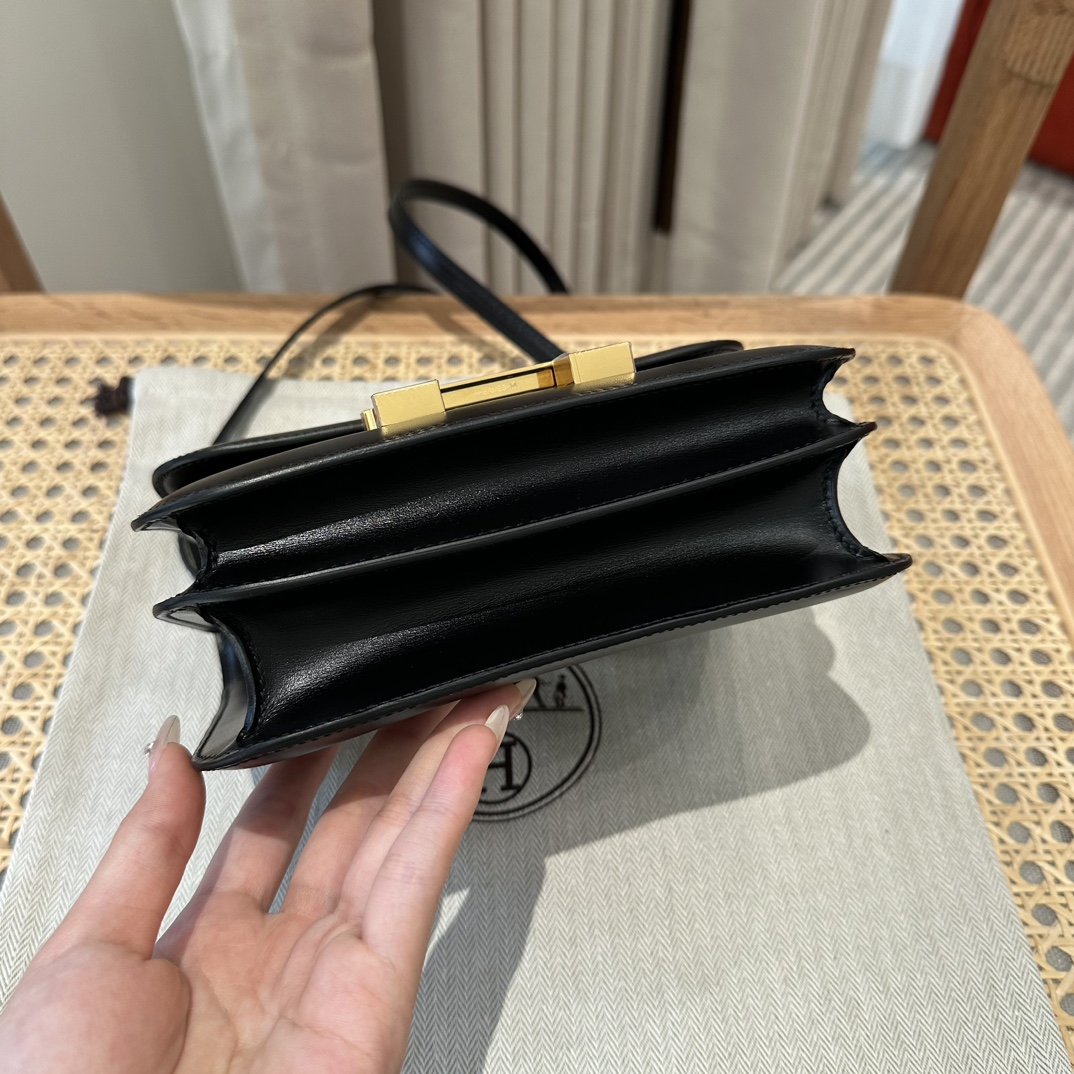 Hermès Constance 19  Noir Box