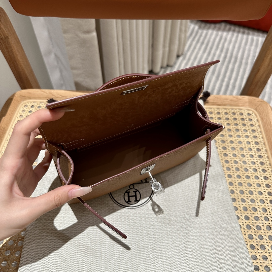 Hermès  Kelly Pochette 1 Gold Epsom