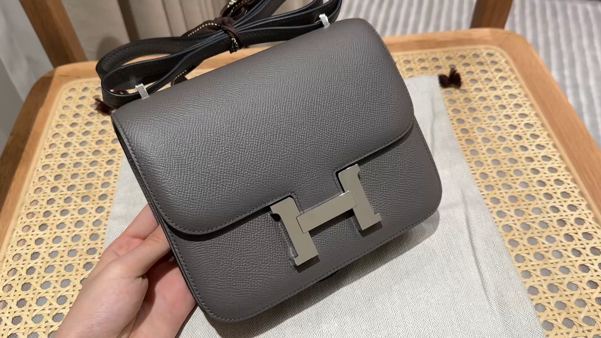 Hermès Constance 19  Etain Epsom