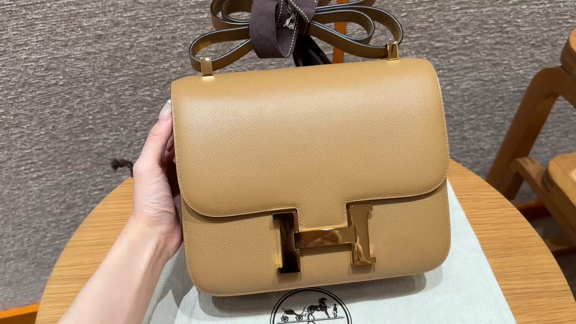 Hermès Constance 24 Chai Epsom