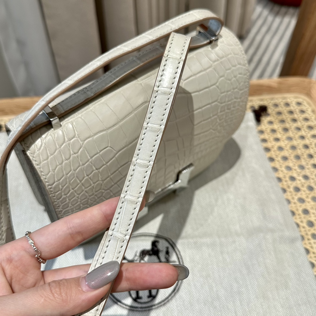 Hermès Constance 19  Beton  Alligator shiny crocodile🐊