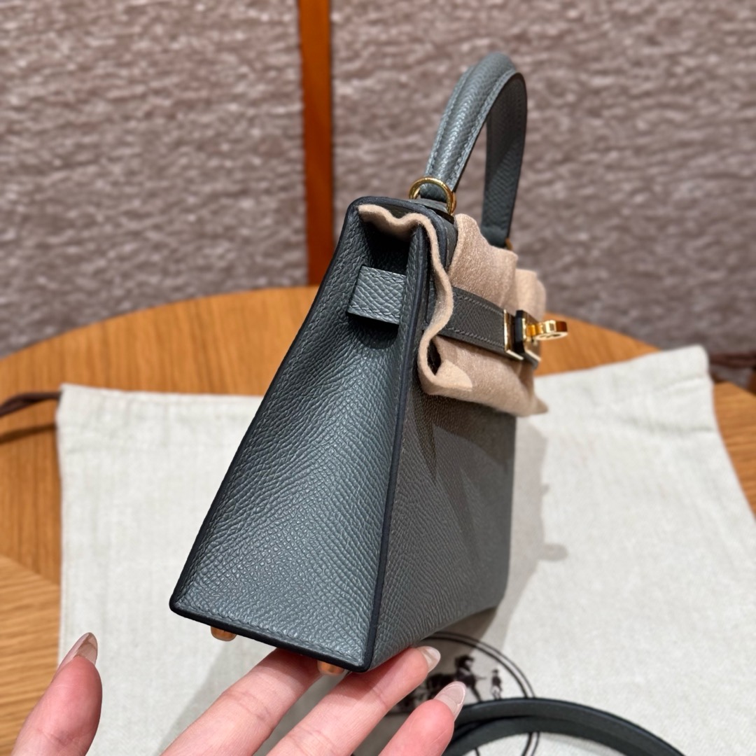 Hermès  Mini Kelly2 Size19 Vert Amanda  epsom