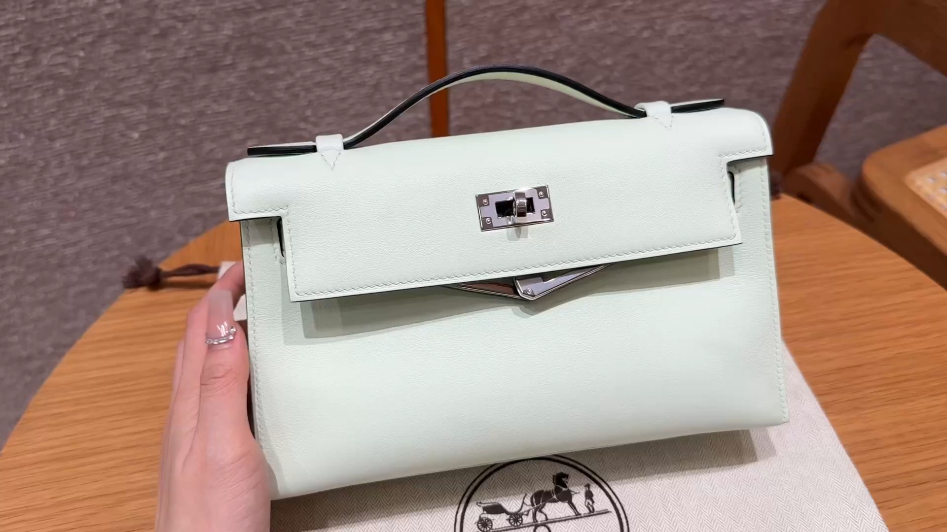 Hermès  Kelly Pochette 1  Vert Fizz Swift