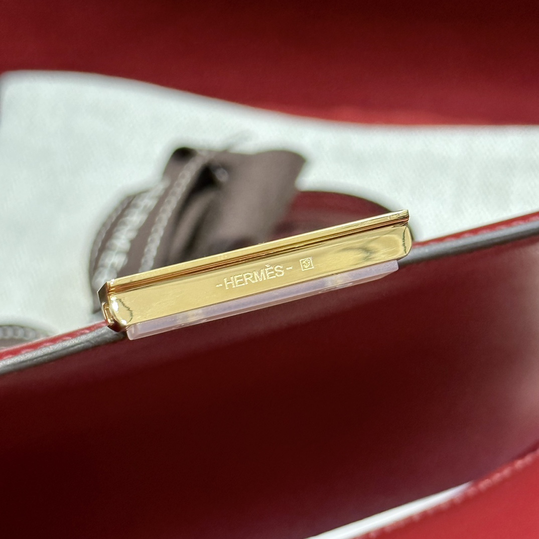 Hermès Constance 19 H Red Box