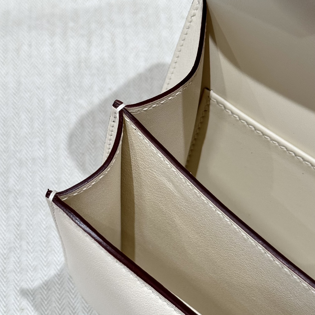 Hermès Constance 19 Nata Epsom