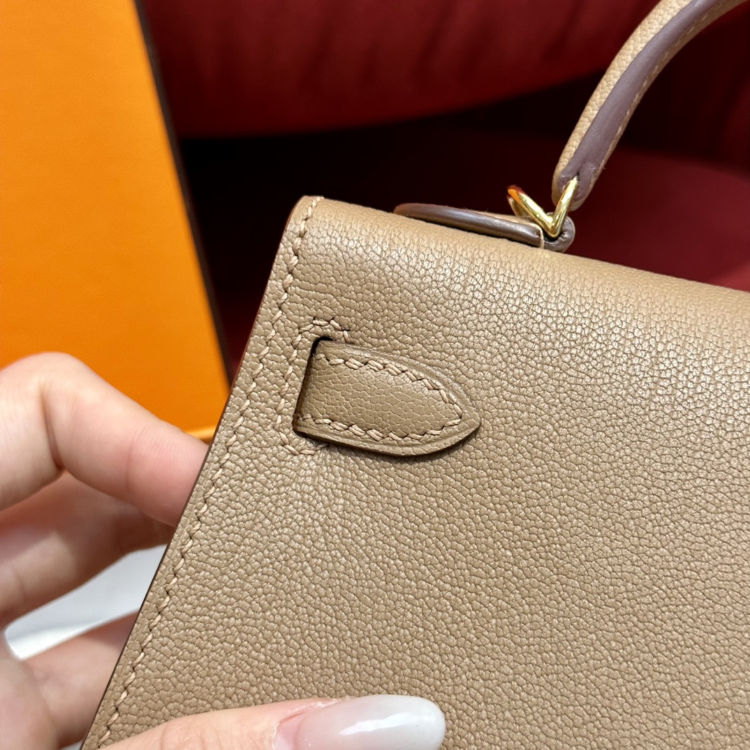 Hermès  Mini Kelly2 Size19 Sparrow wood chever