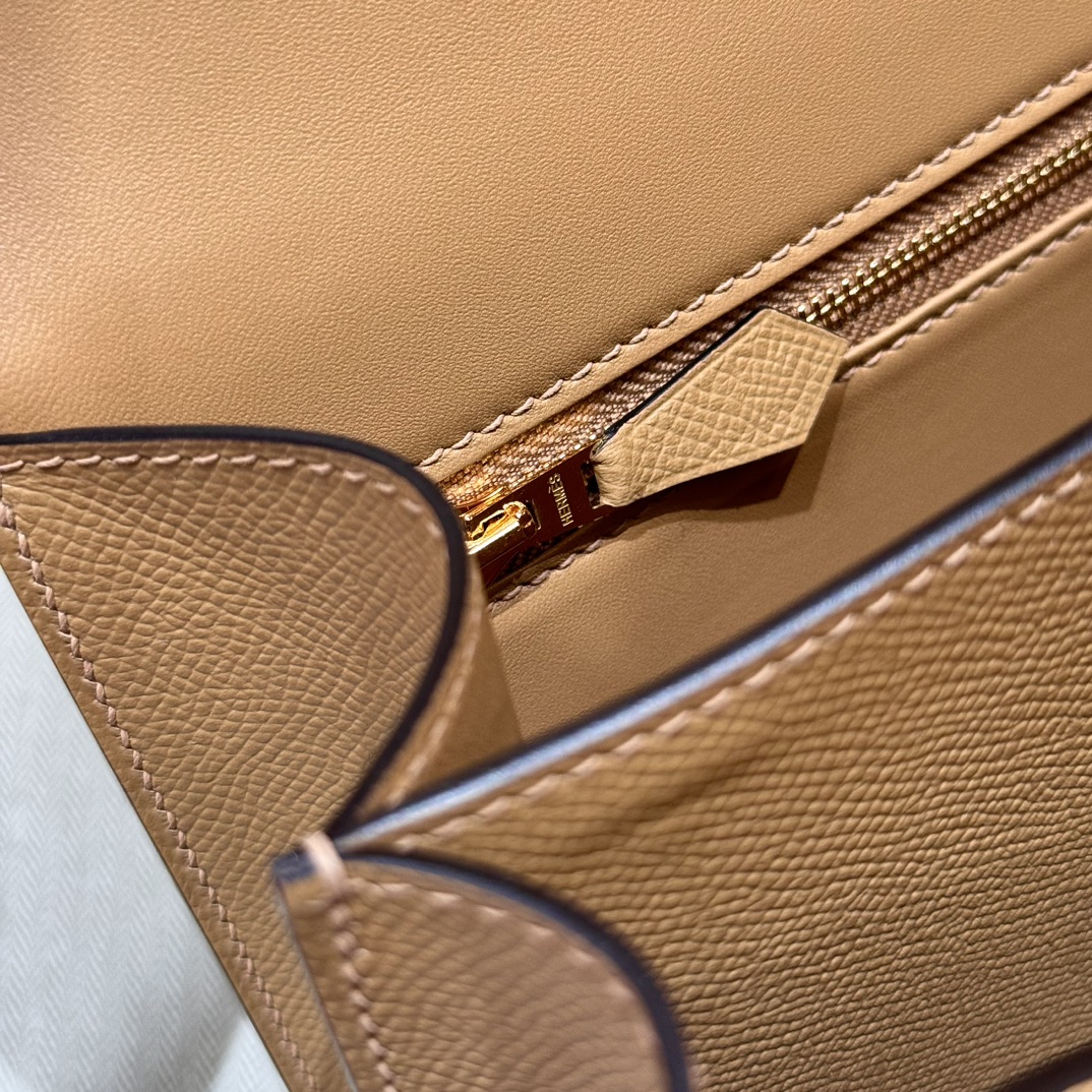 Hermès Constance 24 Chai Epsom