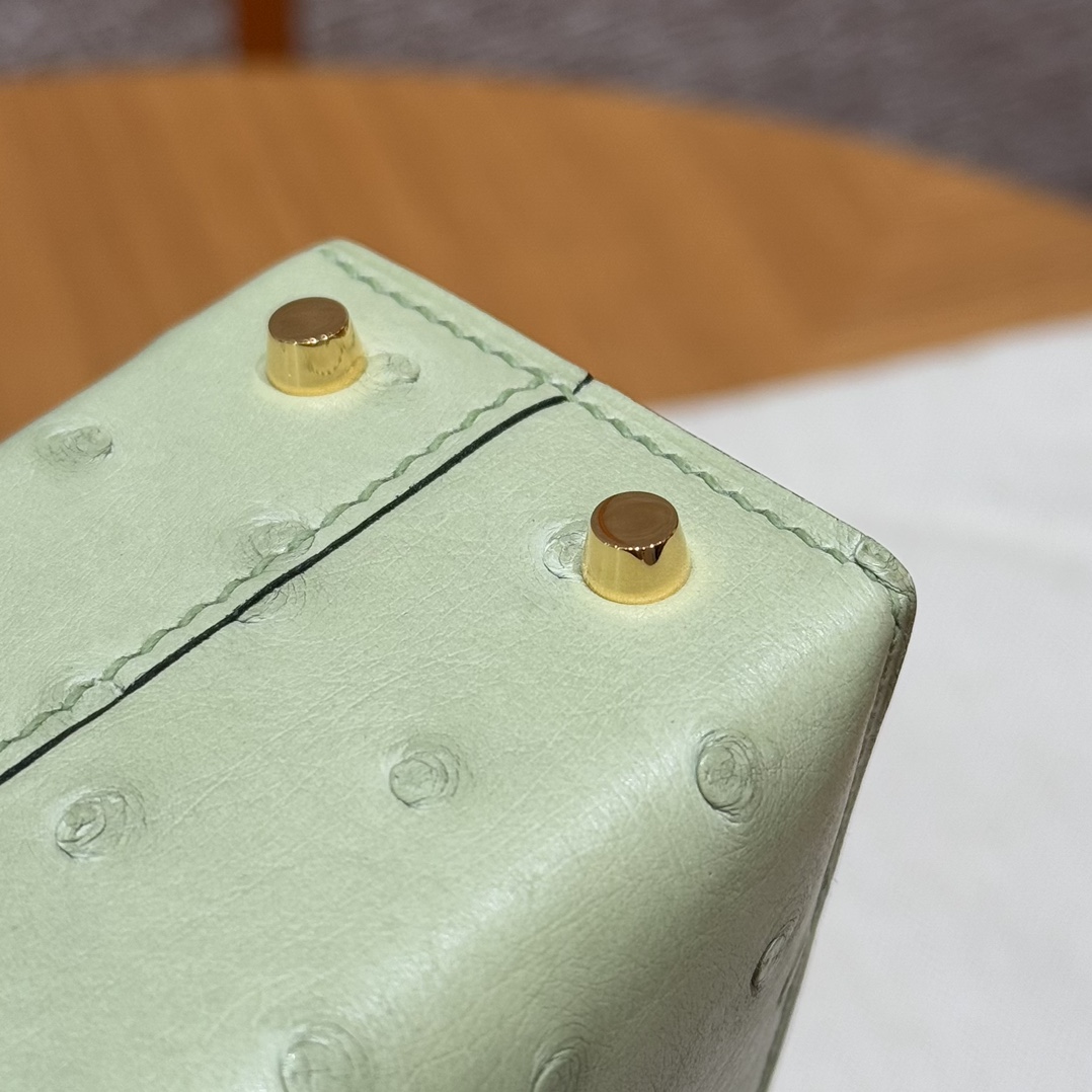 Hermès  Mini Kelly2 Size19 Vert Criquet  KK ostrich imported