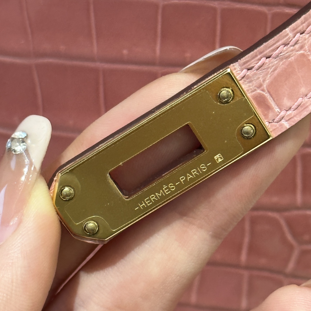 Hermès  Kelly 25 Rose Confetti Porosus shiny