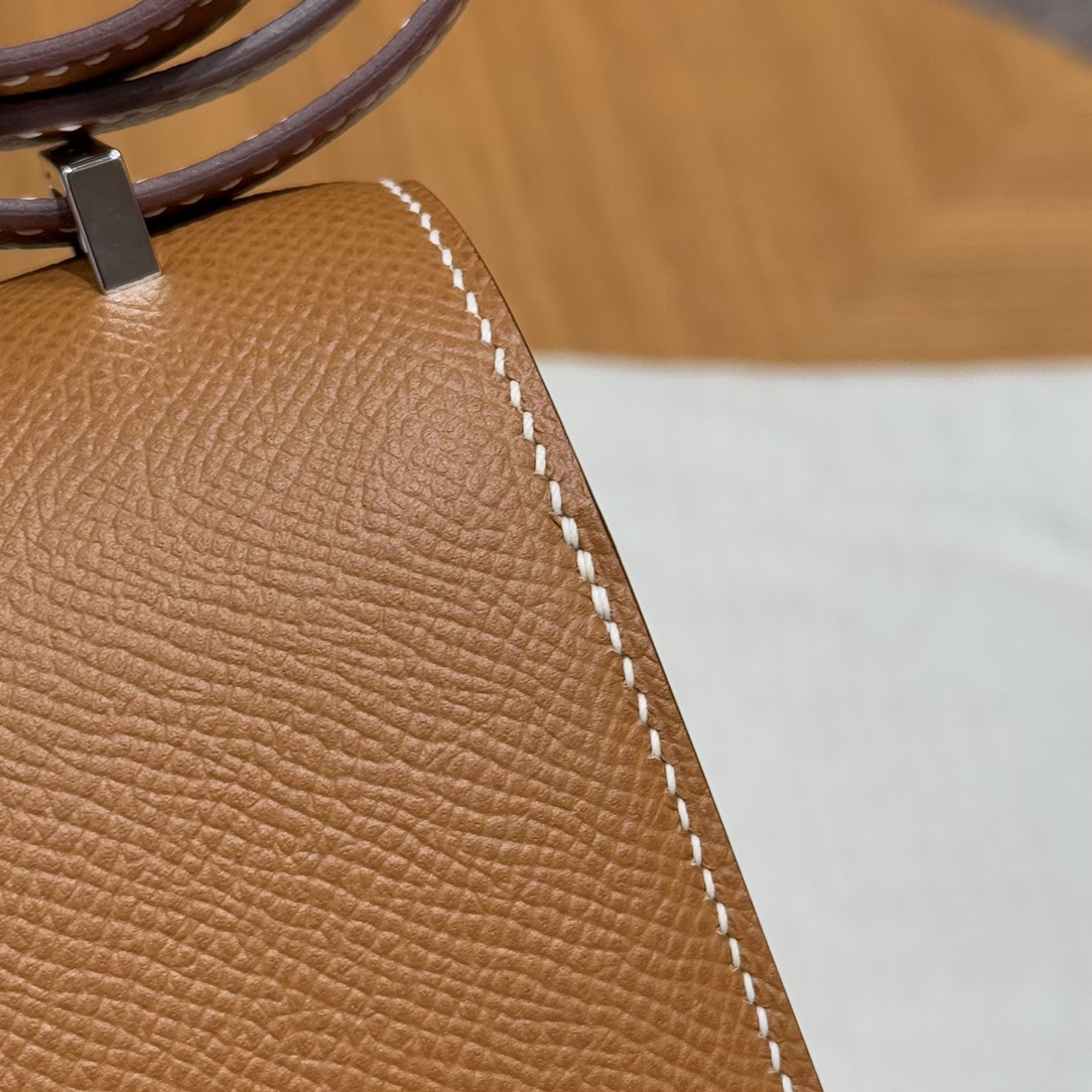 Hermès Constance 19 Gold Epsom