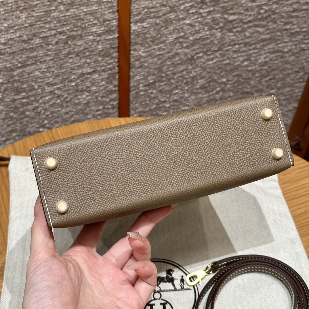 Hermès  Mini Kelly2 Size19 etoupe Epsom