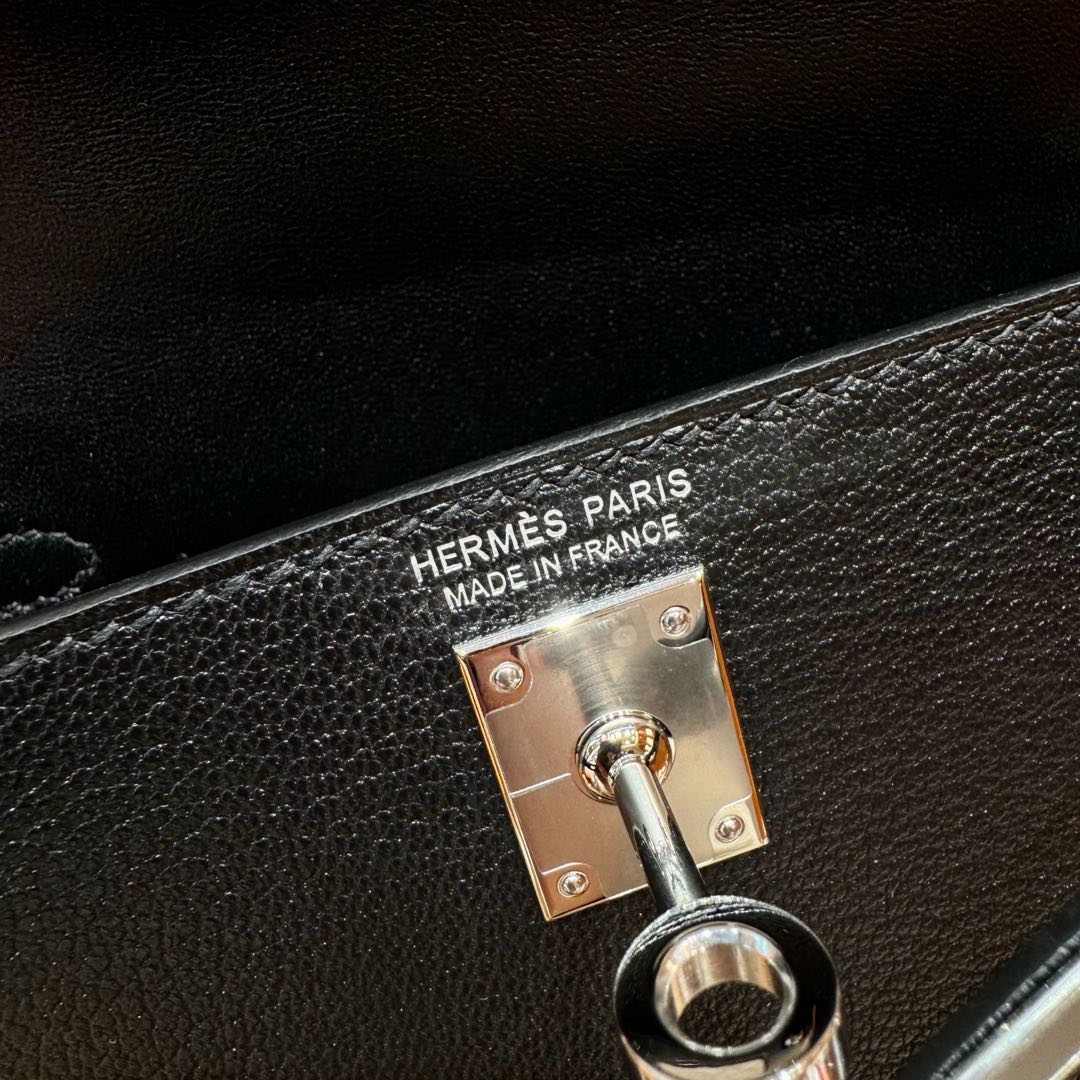 Hermès  Mini Kelly2 Size19 noir chèvre