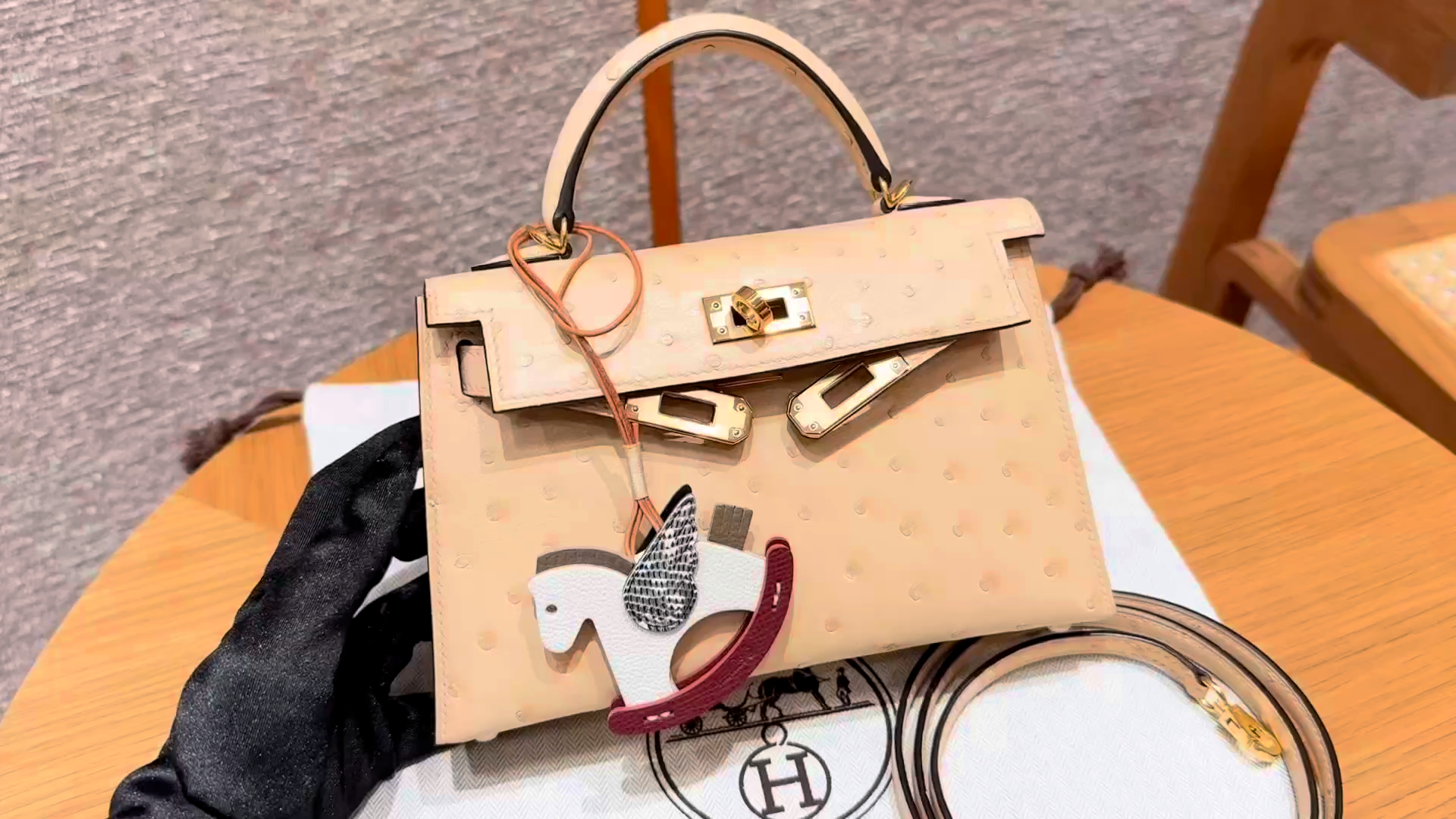 Hermès  Mini Kelly2 Size19 Chai  KK ostrich imported