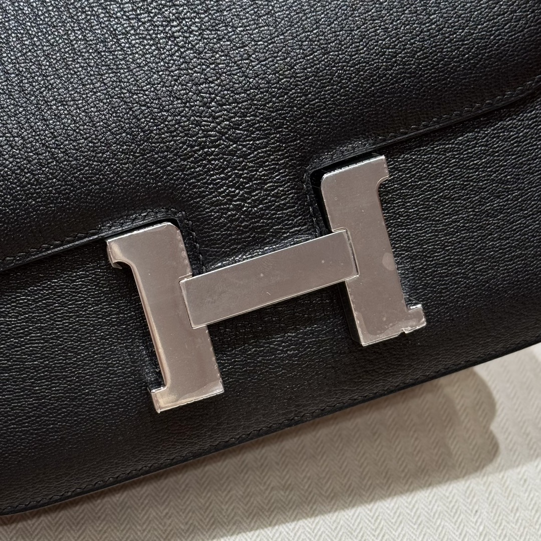 Hermès Constance 19 Noir  Chèvre Mirror