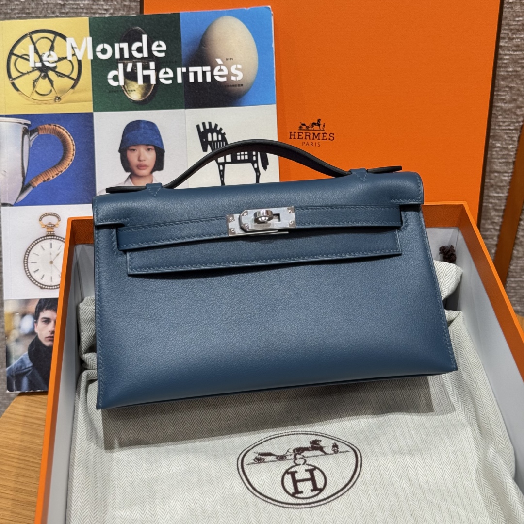 Hermès  Kelly Pochette 1 Blue de presse Swift