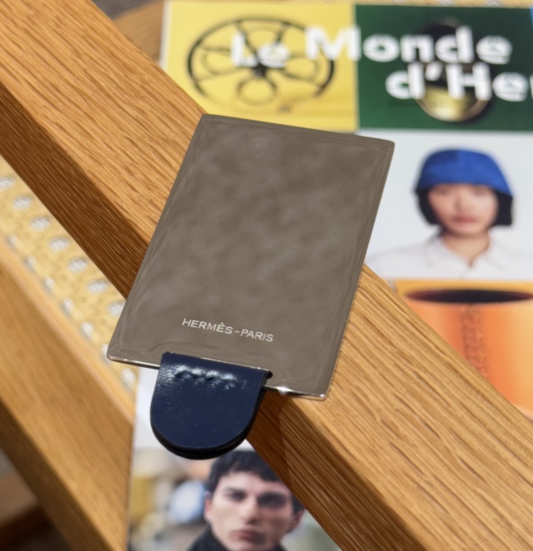 Hermès Constance 19 Blue saphir Box Mirror