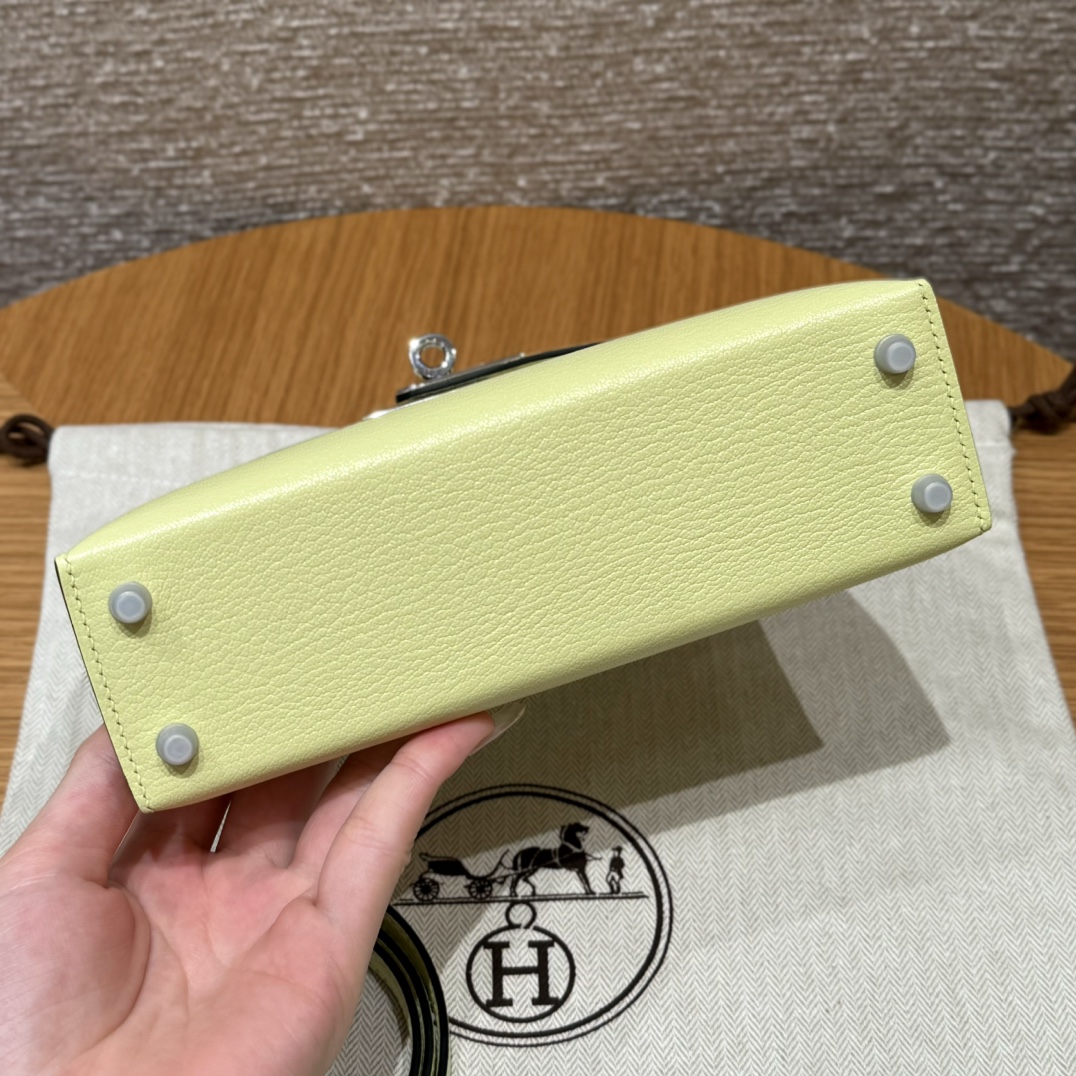 Hermès  Mini Kelly2 Size19 Jaune Bourgeon chèvre