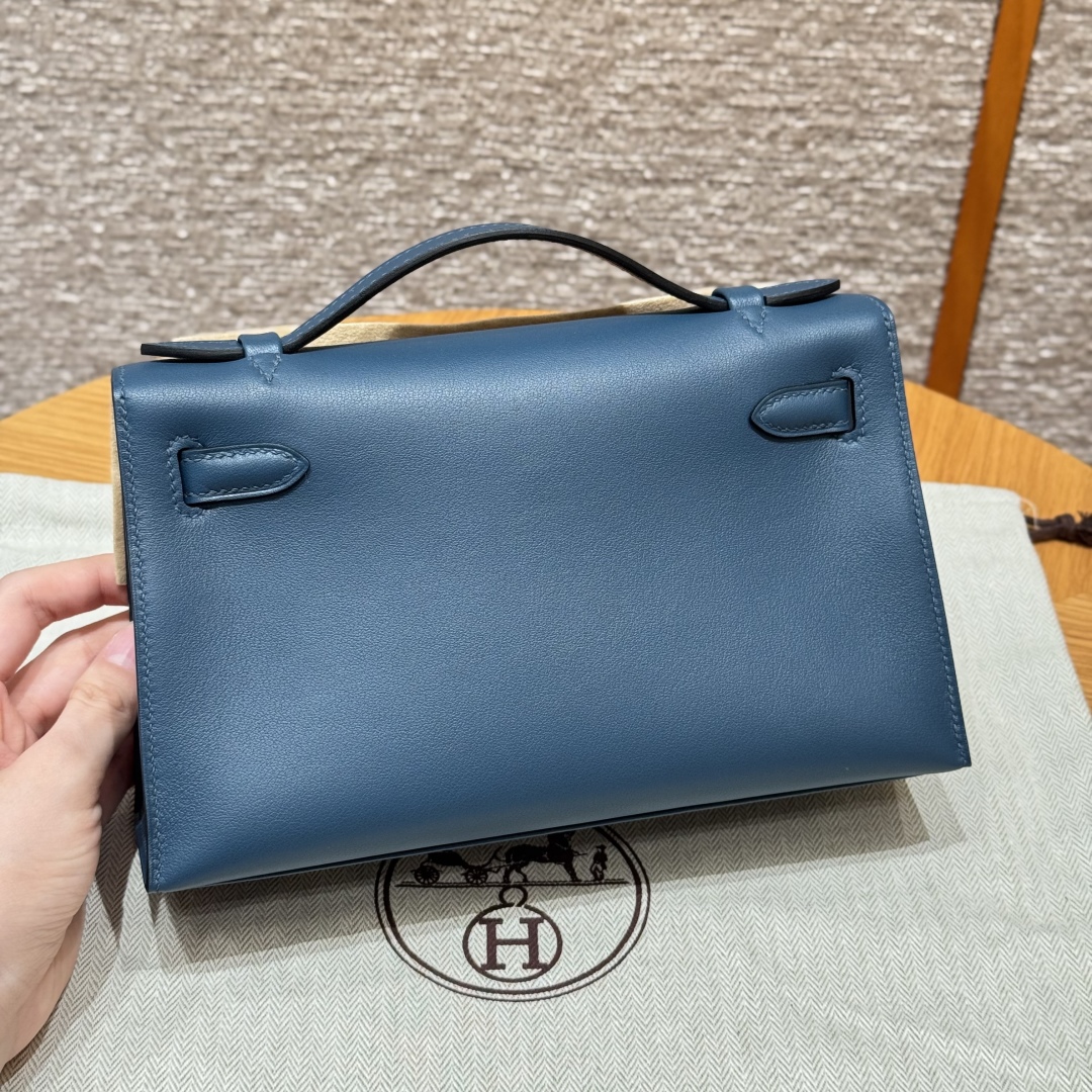 Hermès  Kelly Pochette 1 Blue de presse Swift