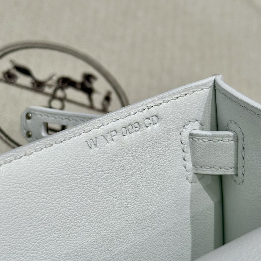 Hermès  Kelly Pochette 1 Blanc Swift