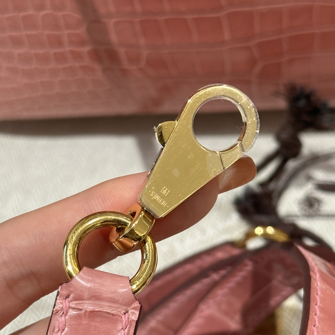 Hermès  Kelly 25 Rose Confetti Porosus shiny