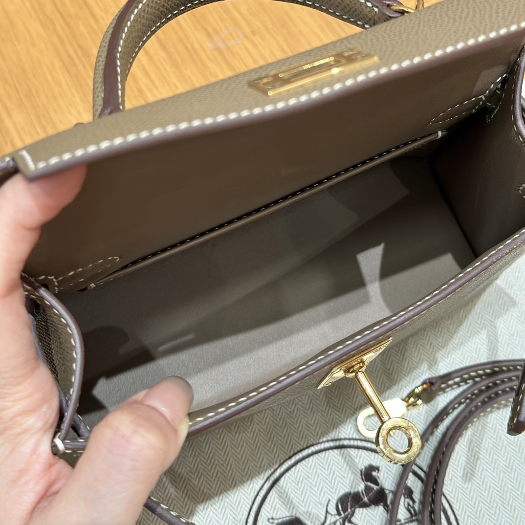 Hermès  Mini Kelly2 Size19 etoupe Epsom