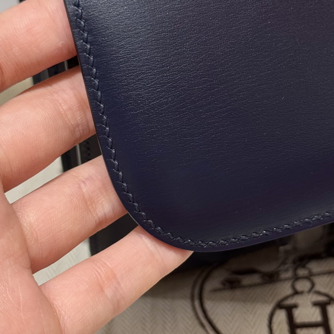 Hermès Constance 19 Blue saphir Box Mirror