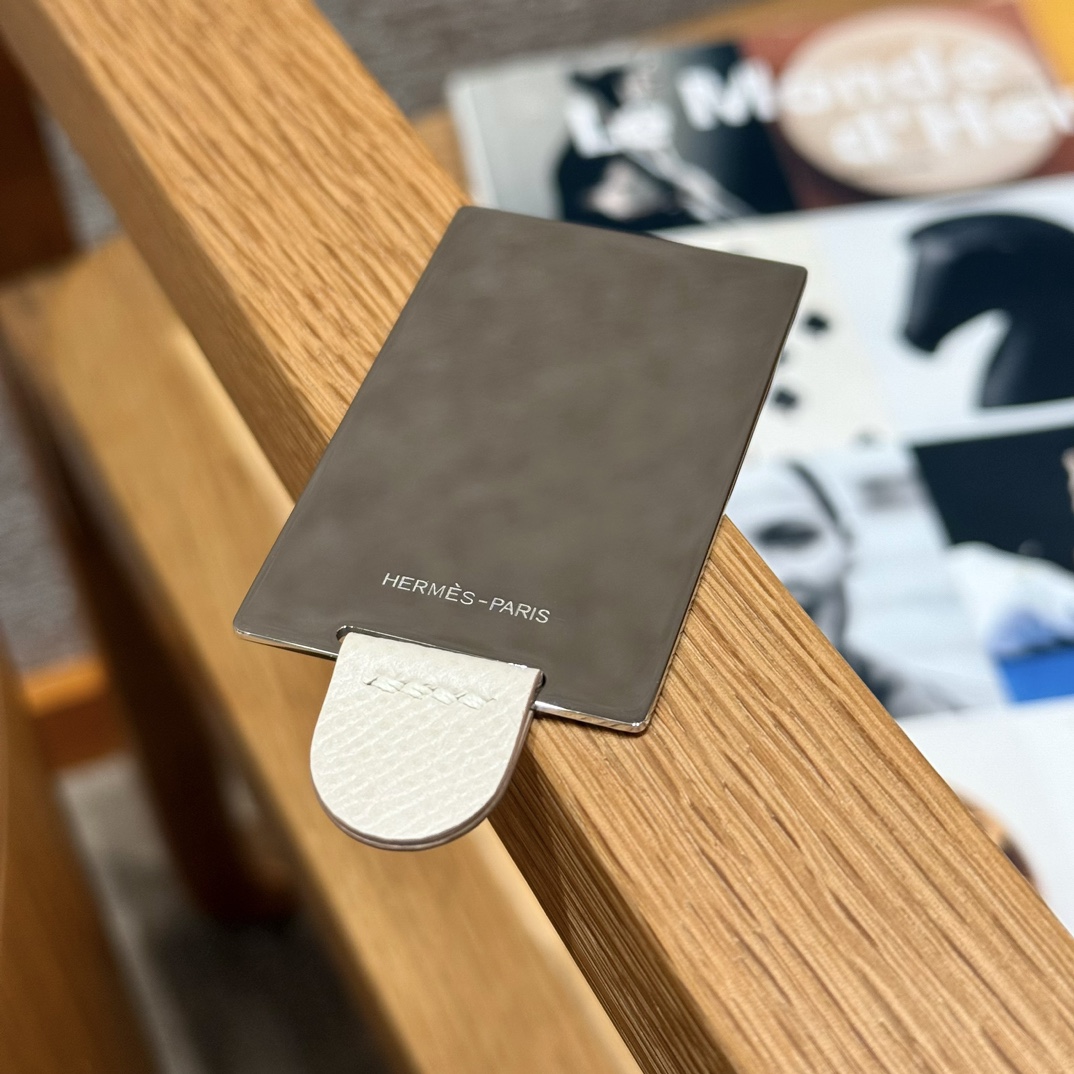 Hermès Constance 19 Craie Epsom Mirror