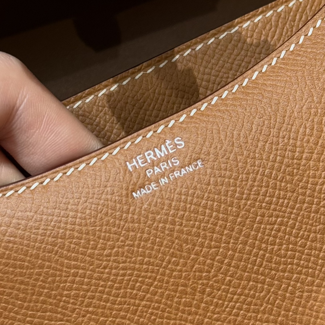 Hermès Constance 19 Gold Epsom
