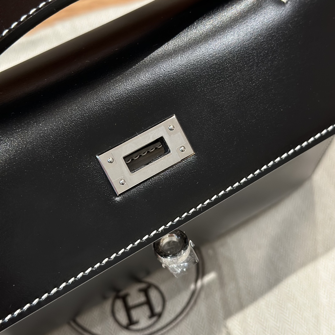 Hermès  Kelly Pochette 1 Black Box