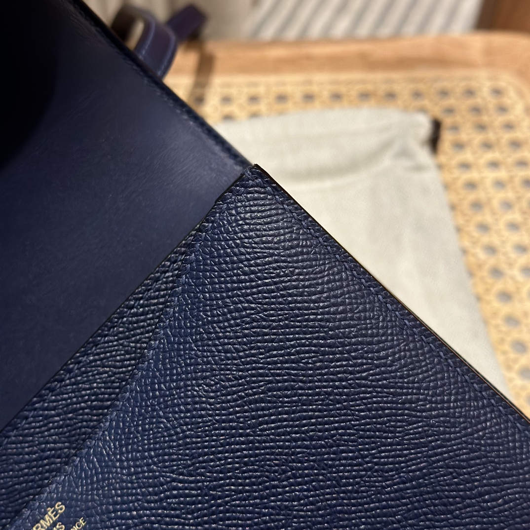 Hermès Constance 19 Blue saphir epsom