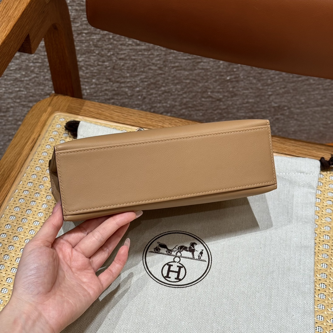 Hermès  Kelly Pochette 1 Chai Swift