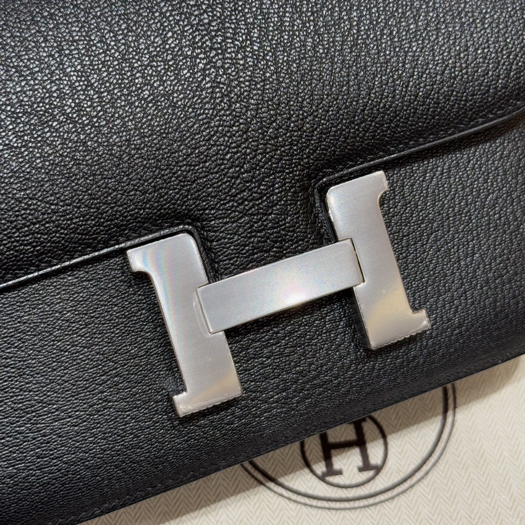 Hermès Constance 19 Noir  chèvre