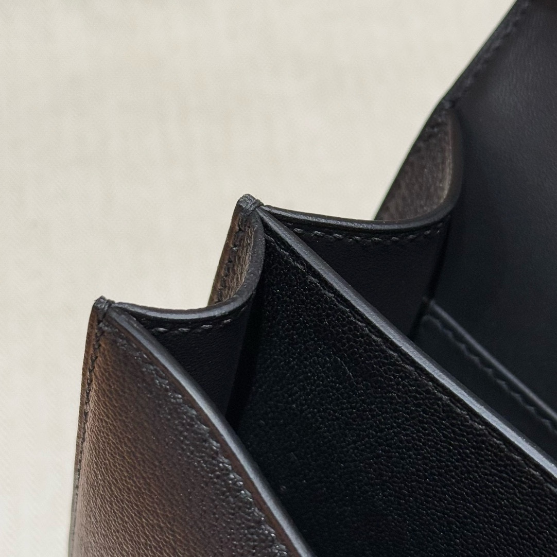 Hermès Constance 19 Noir  chèvre