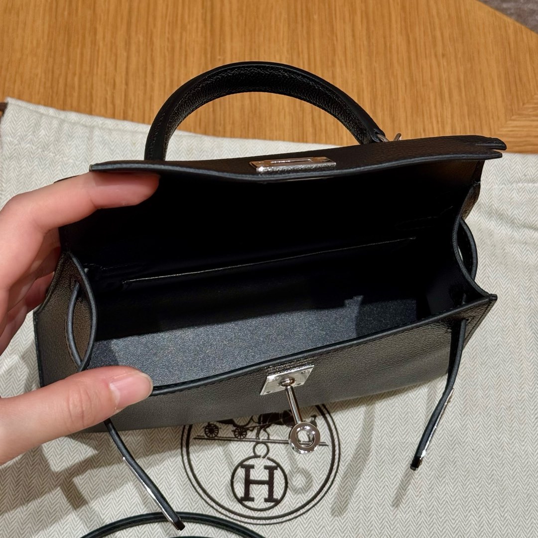Hermès  Mini Kelly2 Size19 noir chèvre