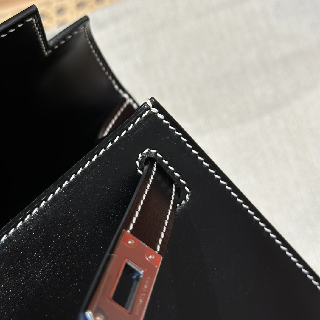 Hermès  Kelly Pochette 1 Black Box