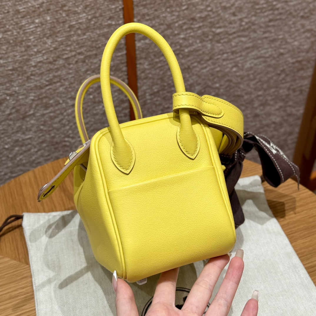 Hermès  Lindy 19 Lime Swift