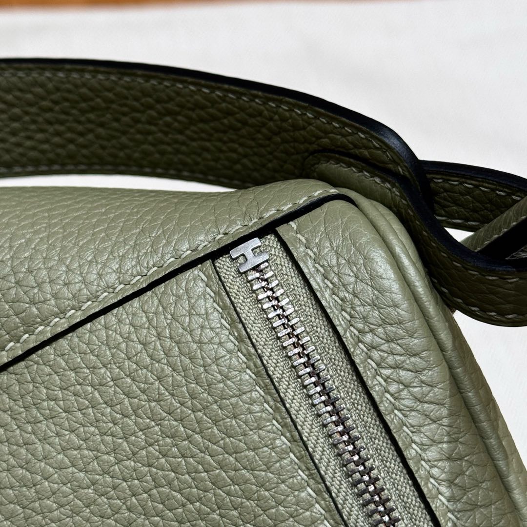 Hermès  Lindy 26 Sauge Clemenc