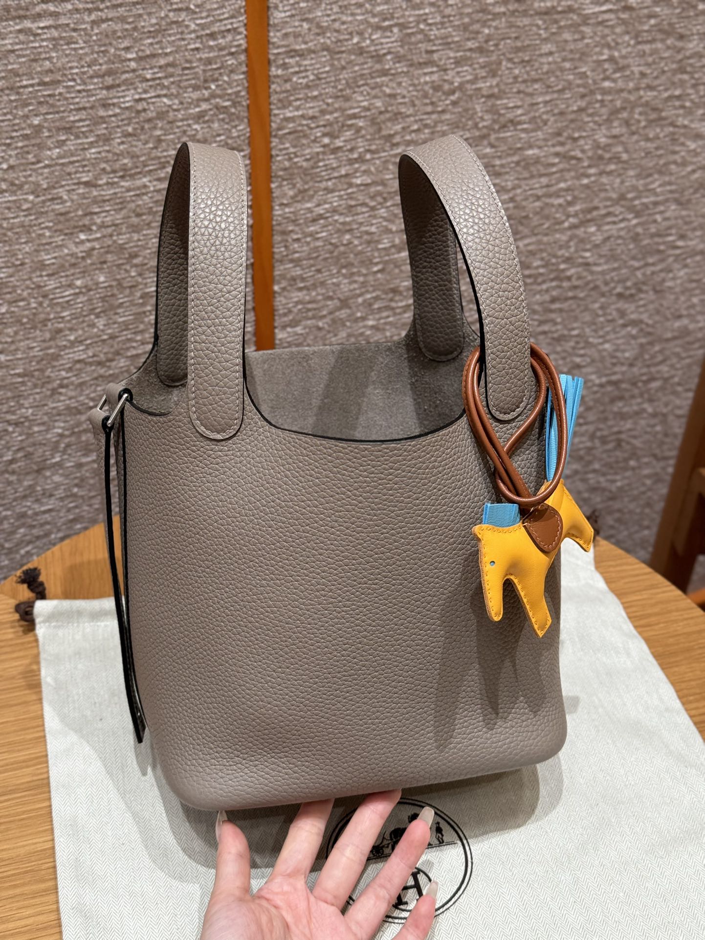 Hermès  Picotin lock  18 Girs Asphalted Clemence