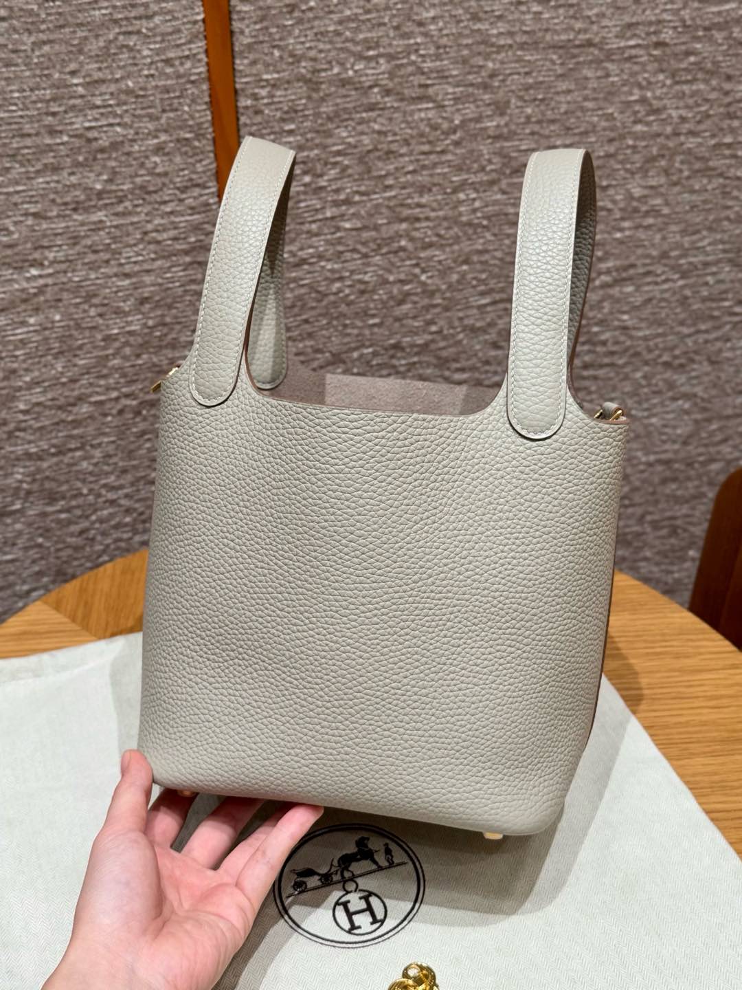 Hermès  Picotin lock 18 Beton Clemence