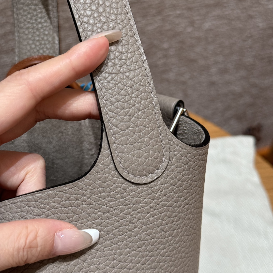 Hermès  Picotin lock  18 Girs Asphalted Clemence