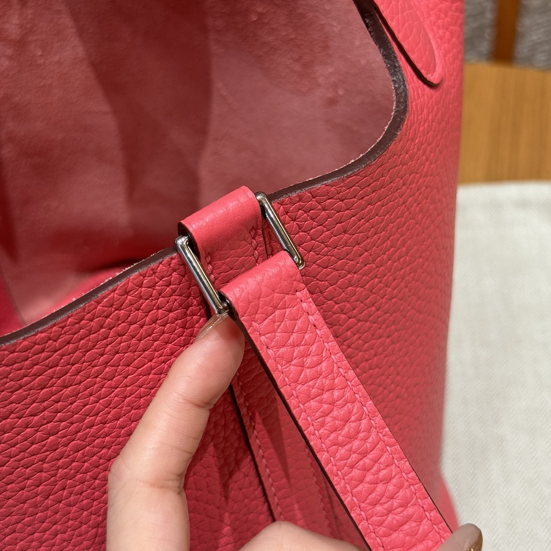 Hermès  Picotin lock 18 Rose lipstick Clemence