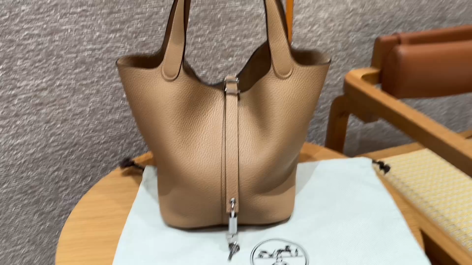 Hermès  Picotin lock 22 Chai Clemence