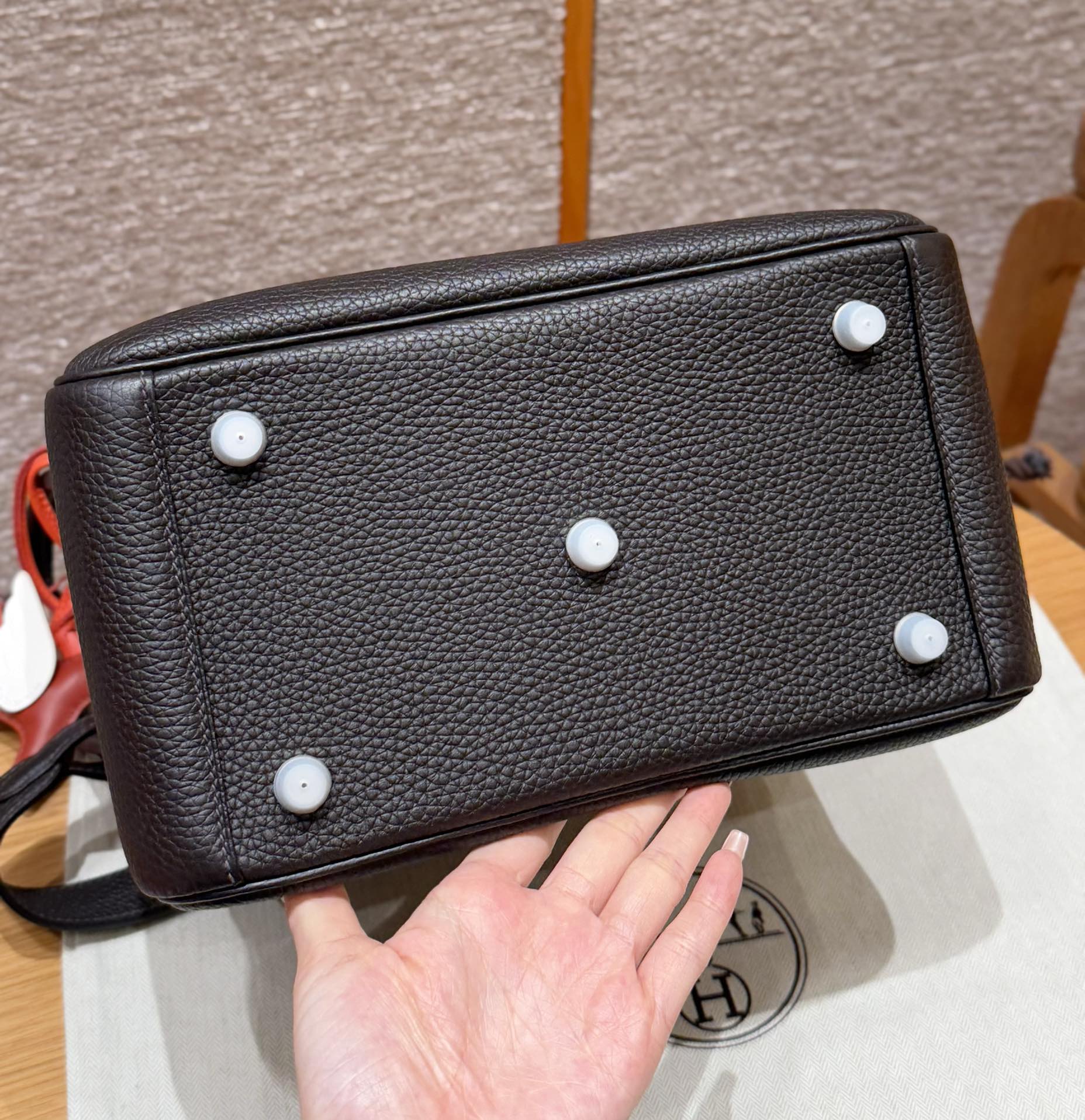 Hermès  Lindy 26 Macassar  Clemence