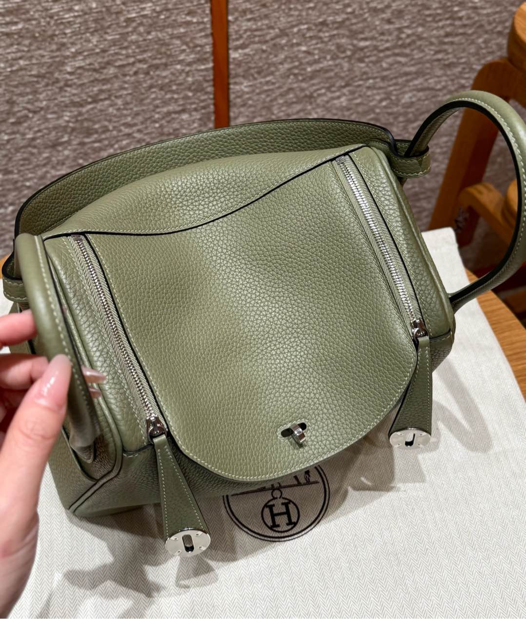 Hermès  Lindy 26 Sauge Clemenc