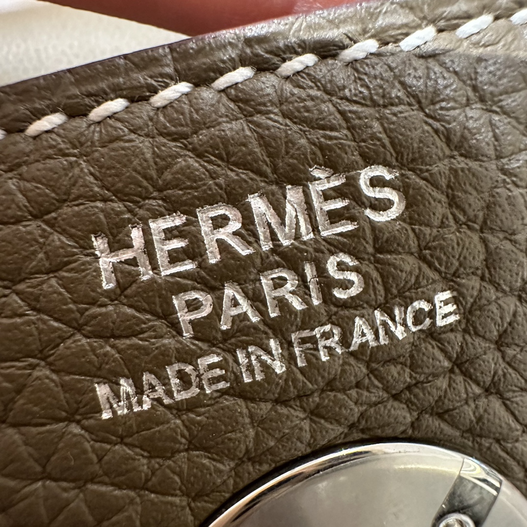 Hermès  Lindy 26 Etoupe Clemence