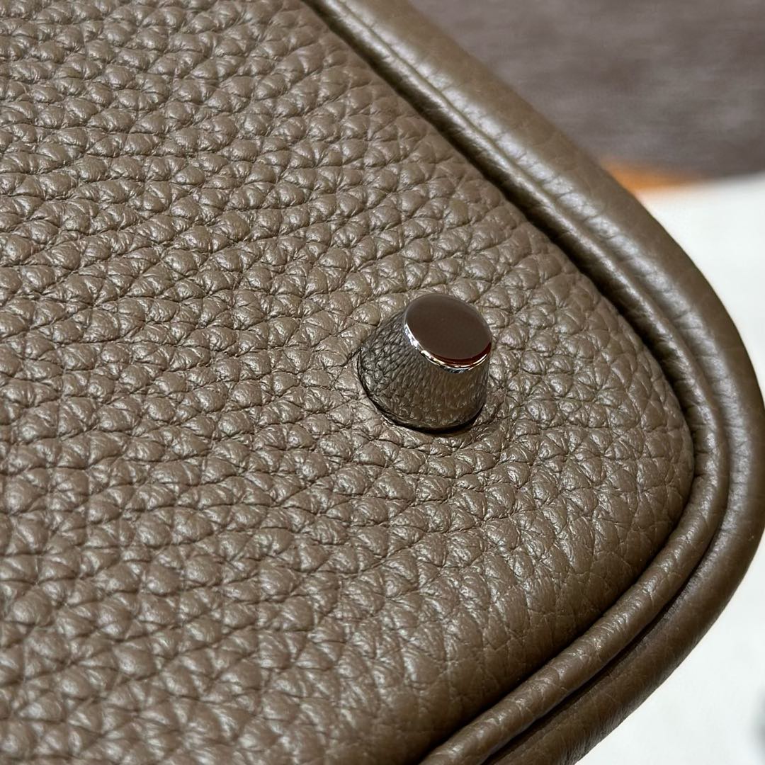 Hermès  Picotin lock 18 Etoupe Clemence